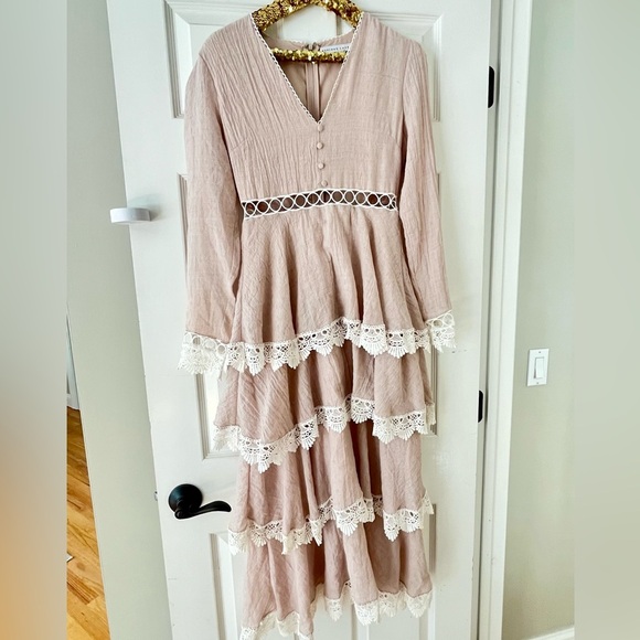 Endless Rose Linen and Lace Rose Tiered Maxi - Picture 3 of 9